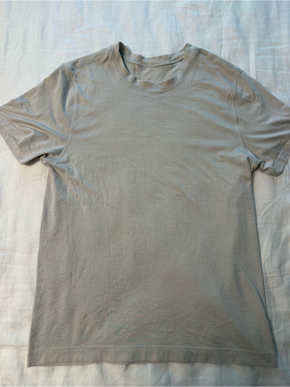 Men's Lululemon Performance Crew Neck T-Shirt - Light Gray